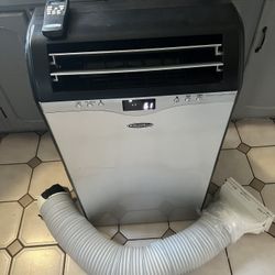 Portable Air Conditioner  13,000btu 4 In 1
