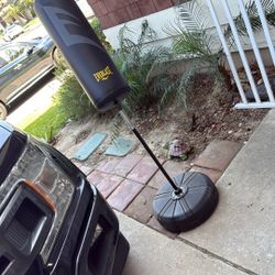 Boxing Stand 
