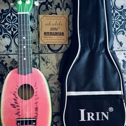 Brand New Wood 21" Ukelele With Case And Extra Set Of Strings 