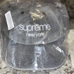 Supreme 2 Tone Hat Black