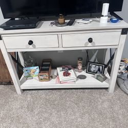 TV Stand 