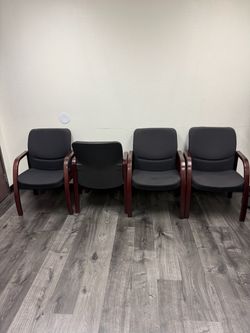 Set of 4 Guest Chairs with Wood Arms