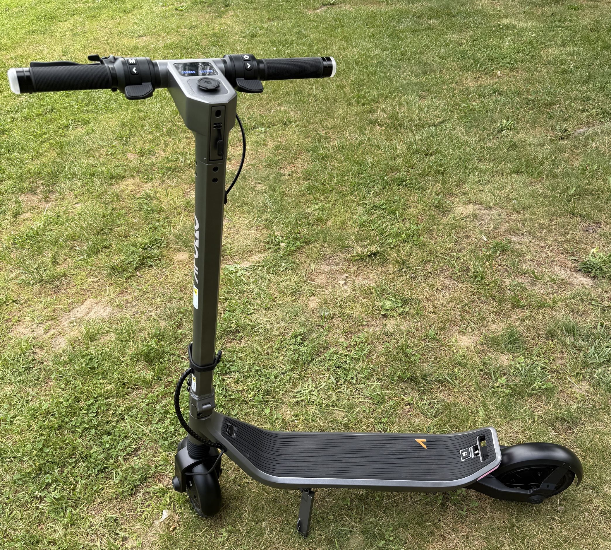 Apollo - Go 2024 Premium Dual-Motor Electric Scooter