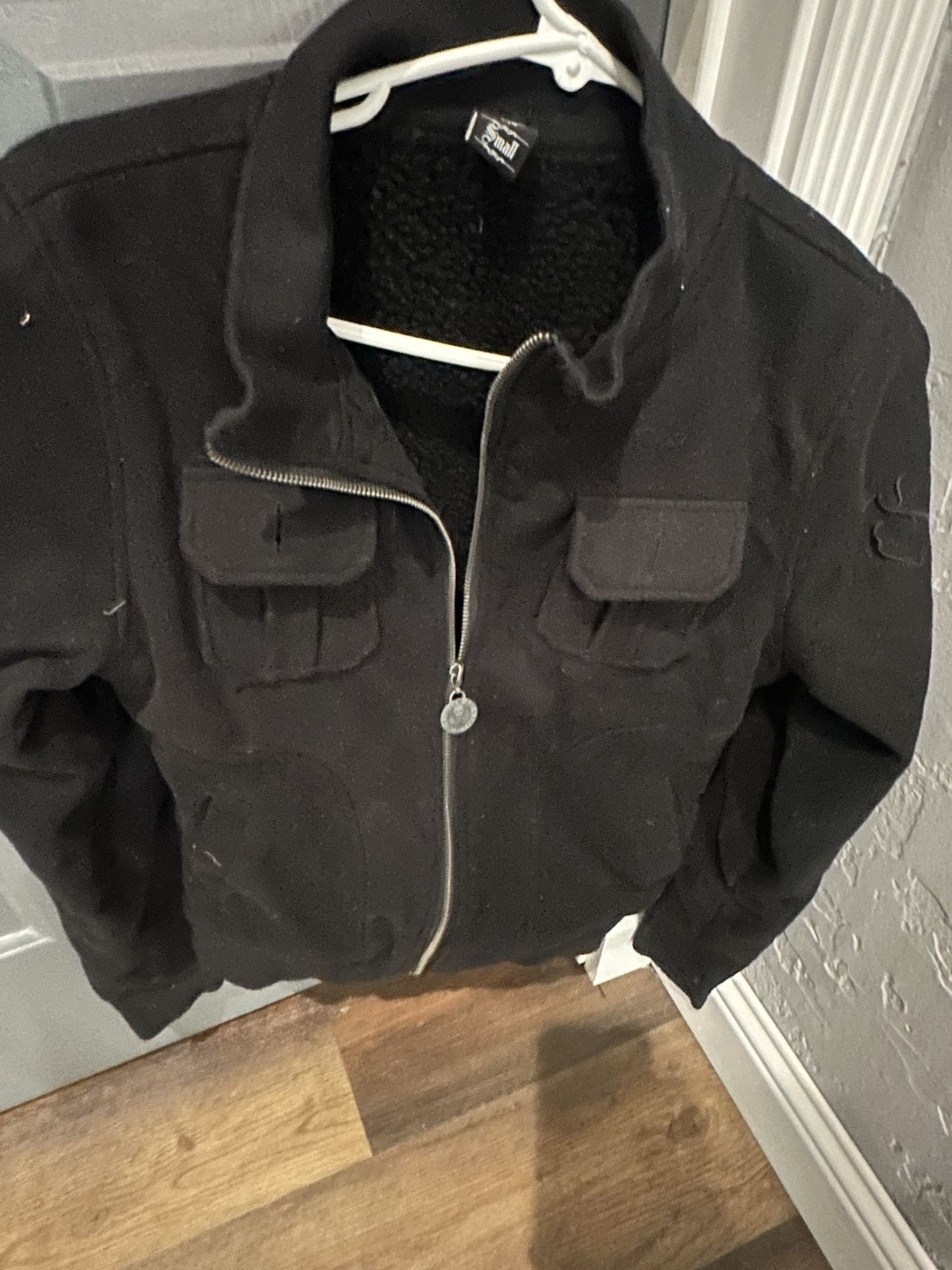 Sullen Clothing    Angels fleece jacket with zipper