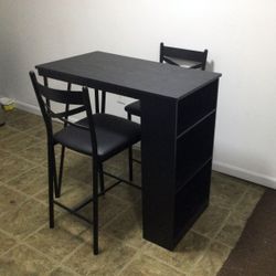 3-Piece Counter Height Bar Table Set & Stools