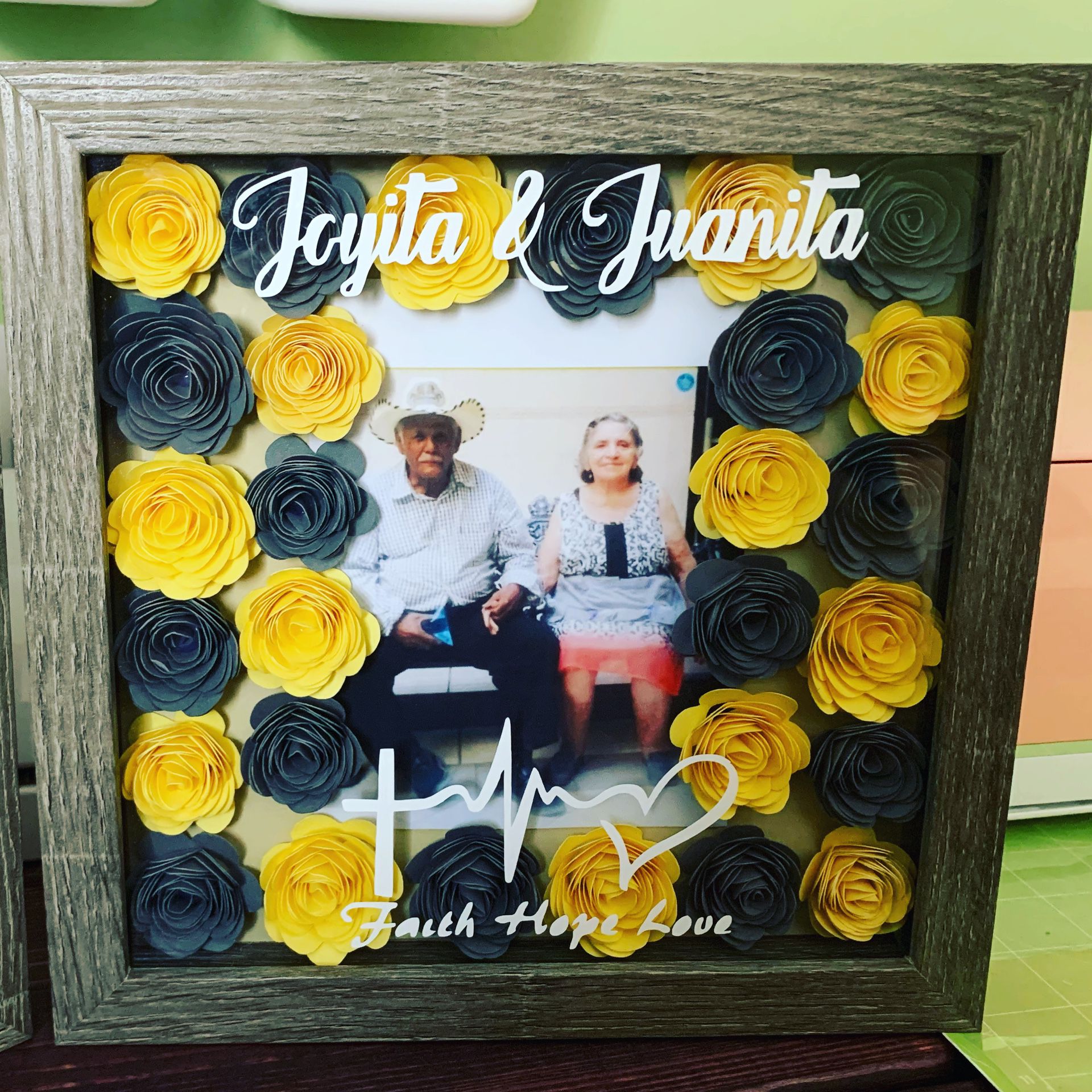 Shadow box picture gift 🎁