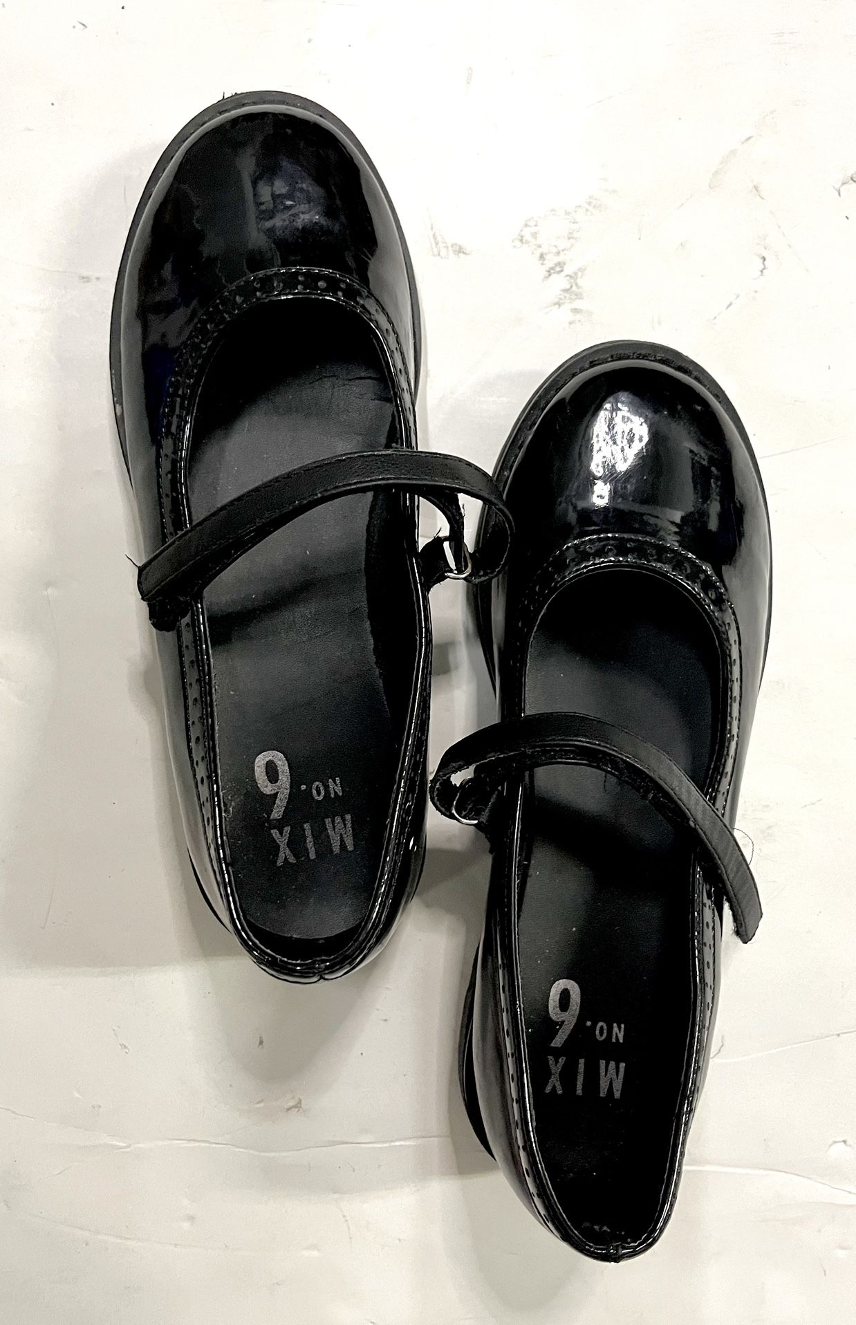 Mix No. 6 Black Patent Leather Shoes Size 4
