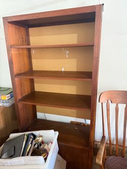 Very sturdy bookshelf
