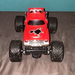 TOY MONSTER TRUCKS 