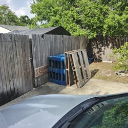 Free Pallets