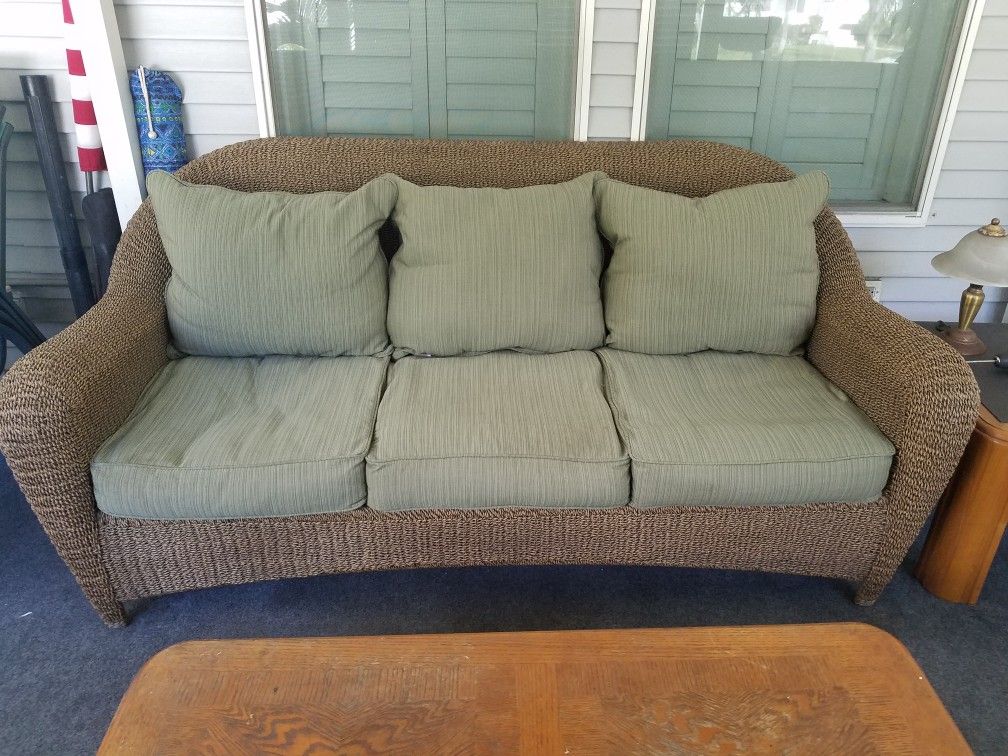 WICKER PATIO SOFA