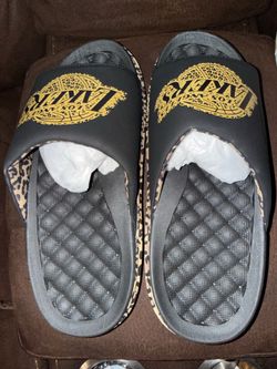 Sandle laker and leopard size 9