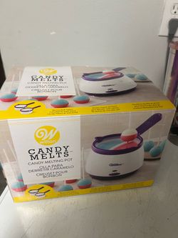 Candy melt pot