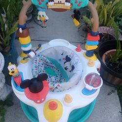 BOUNCERS SIT AND LEARN. EACH 50$