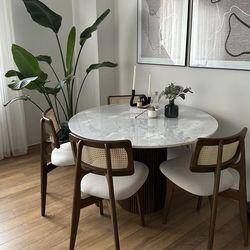 Kitchen tables .same day delivery.no credit needed.bench.chairs