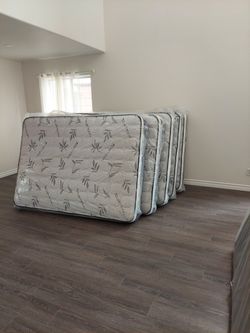 QUEEN PILLOW TOP MATTRESS SET WHIT BOX SPRING BRAND NEW ✅️ 