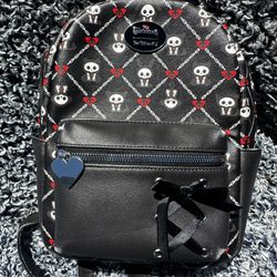 *Price Reduced* Her Universe Skelanimals Backpack & Card Holder