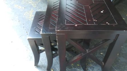 Set of 3 nesting tables