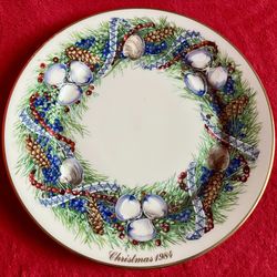 LENNOX COLONIAL CHRISTMAS WREATH PLATE 1984 * Fine Porcelain * Limited Edition * Beautiful * Made In USA * LIKE NEW * 