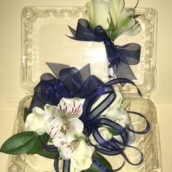 Corsage & Boutonniere