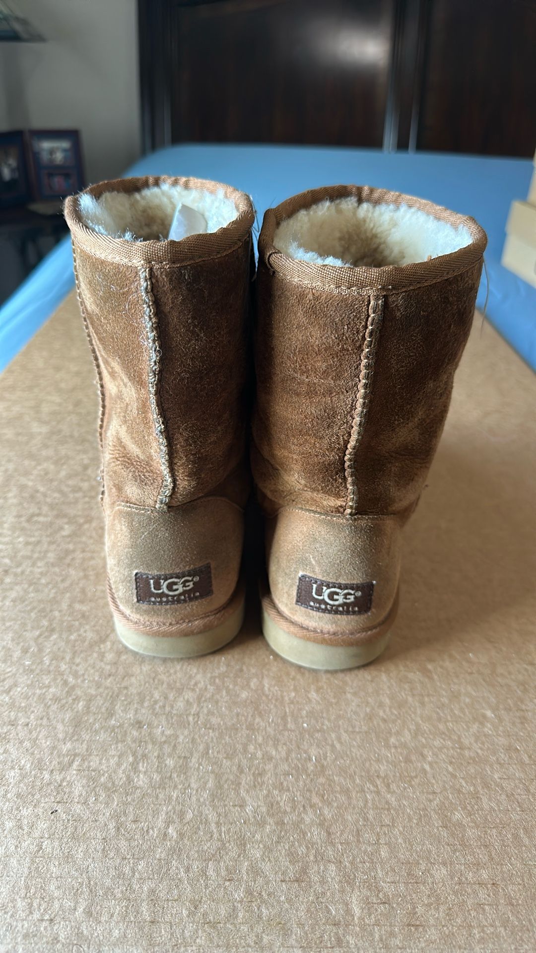 Ugg Classic Short Boot Size 7