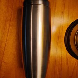 TRAVEL TUMBLER