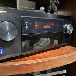 Pioneer Elite VSX-52 Receiver