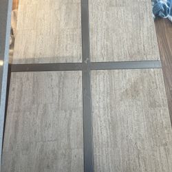 Gabberts Coffee Table 