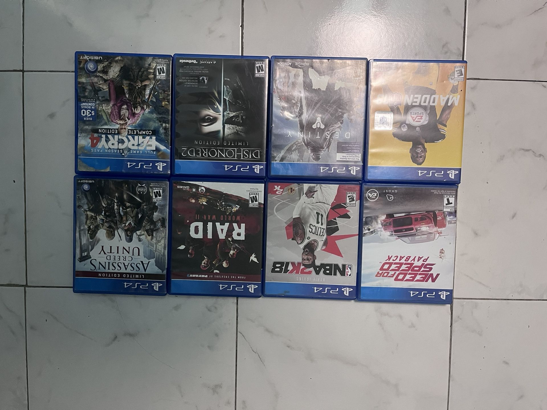 all ps4 game they are all together in the post