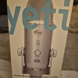 Yeti Ultimate USB Microphone- Never Used