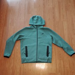 Nike Tech Fleece 