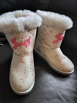 Juicy Couture Girls Glitter Winter Boots