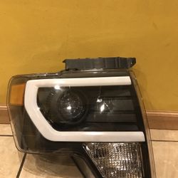 Spider Ford F-150 Passenger Headlight 