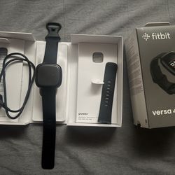 Fitbit Versa 4