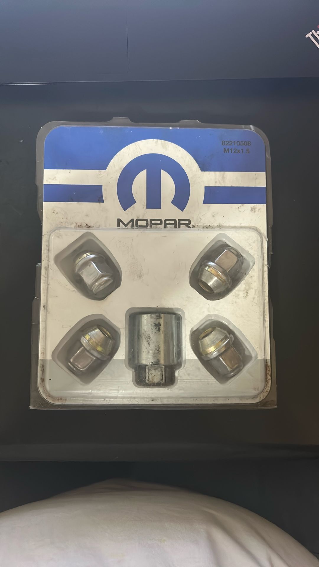 Mopar Wheel Lock Kit