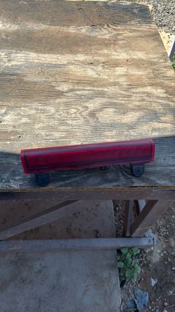 Suburban 3rd brake light