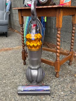 Used Dyson DC50 Multifloor Plus Vacuum