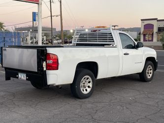      2009 Chevrolet Silverado 1500 2WD Reg Cab  Work Truck With Lift Gate 