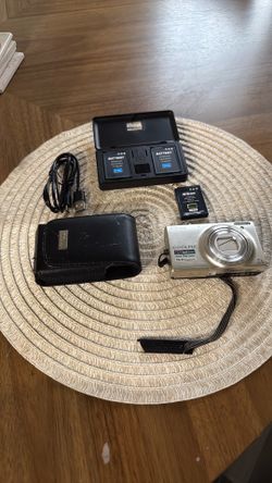 Nikon Coolpix S6100 digital cam