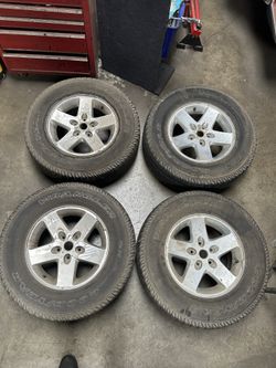 Jeep Wrangler Wheels SET