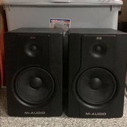 M Audio Speakers Bx8