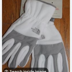 North face women's gloves