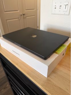 MacBook M4 Pro 16” - 14 Core - 48GB Ram - 1TB Storage