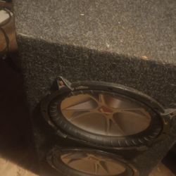 2 12s In A Nice Box With A Sweet Rockford Fosgate Amp