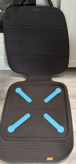 Munchkin Car seat protector padding