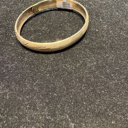 FIRM!! 10k 6.3Grms Yellow Gold Bracelet 