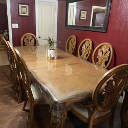 Dinning Table And 8 Chairs 