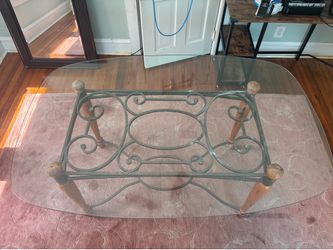 Dining Table + 4 Matching Chairs