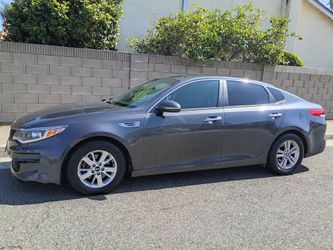 2018 KIA Optima