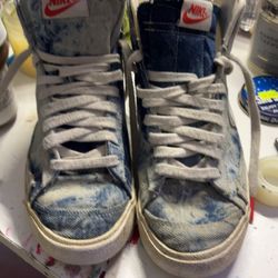 Woman shoes Nike
